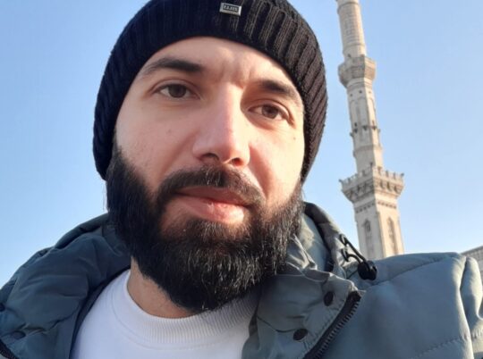 حسين جرود: أغنيات الموت